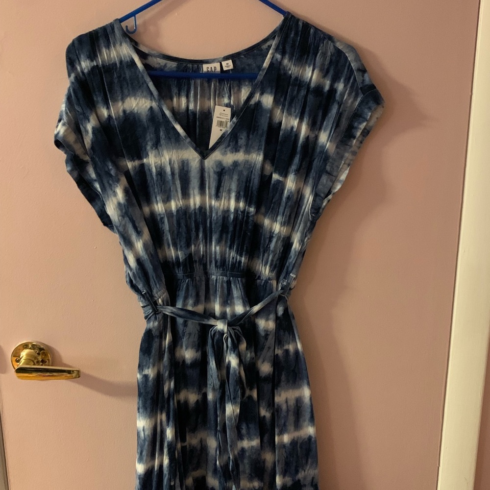 GAP blue tie dye midi dress size M. NWT